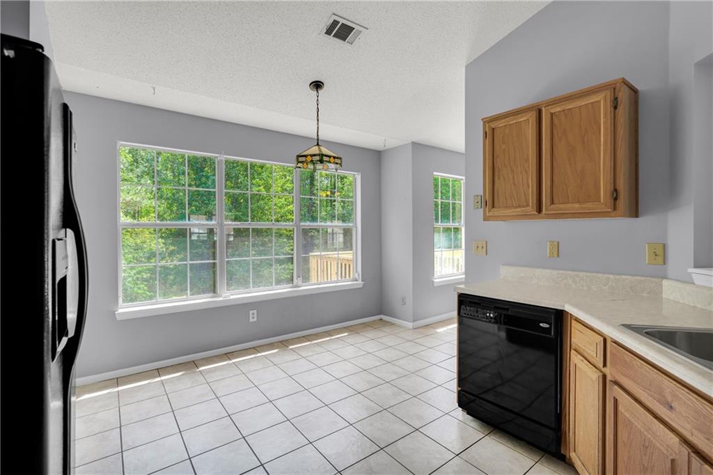 7153 New Dale Road Rex, GA 30273 - Photo 9 of 43