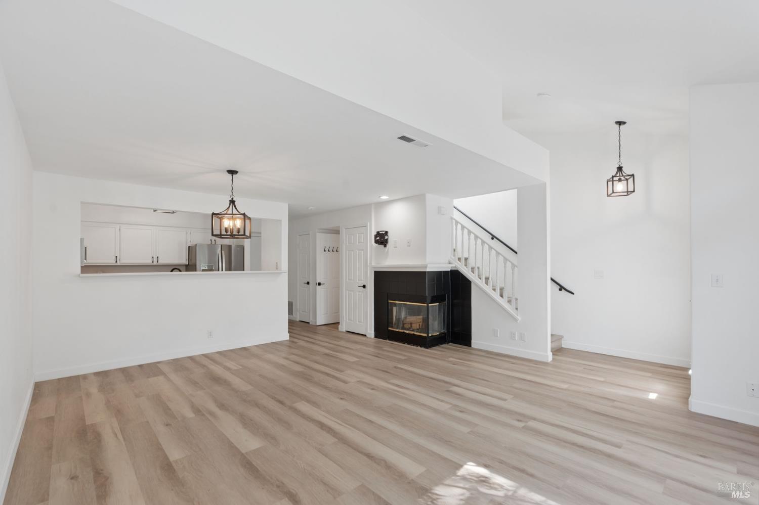 626 Ryan Lane Santa Rosa, CA 95407 - Photo 15 of 42 Gallery Image 15
