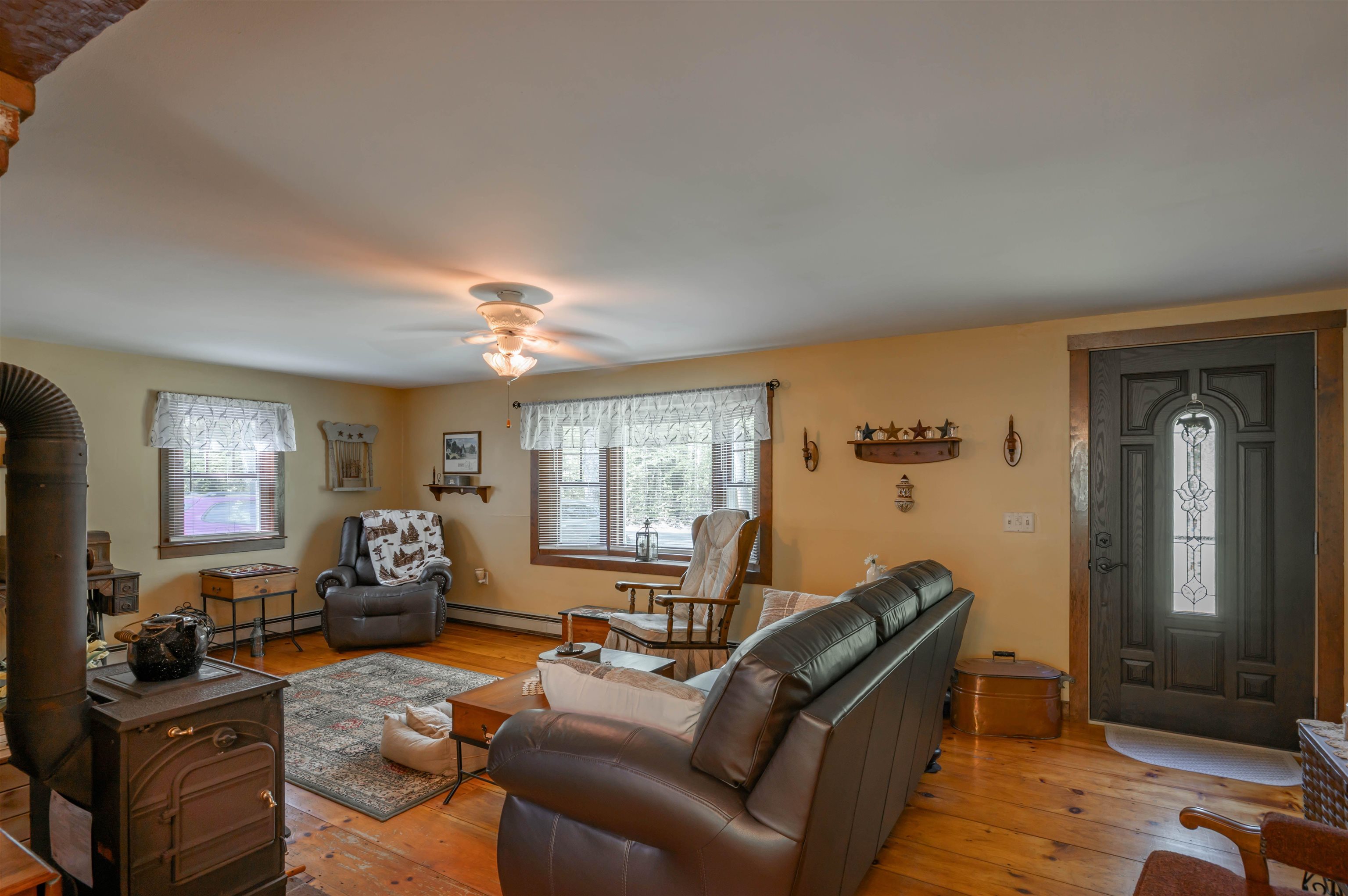 186 Old Bennington Road Greenfield, NH 03047 - Photo 10 of 28