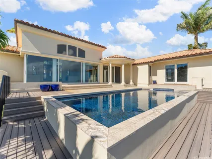 $3,400,000 | 559 Moaniala Street, Honolulu, HI 96821