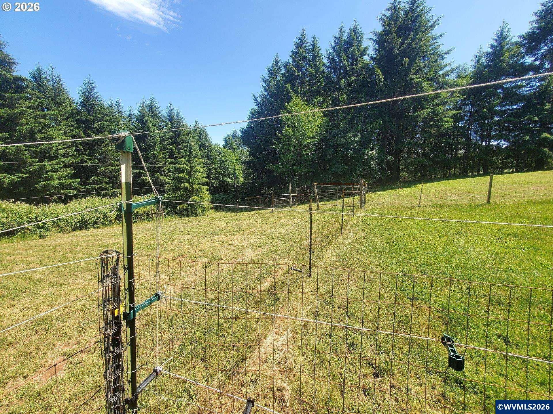 1401 Reuben Boise Road Dallas, OR 97338 - Photo 17 of 48