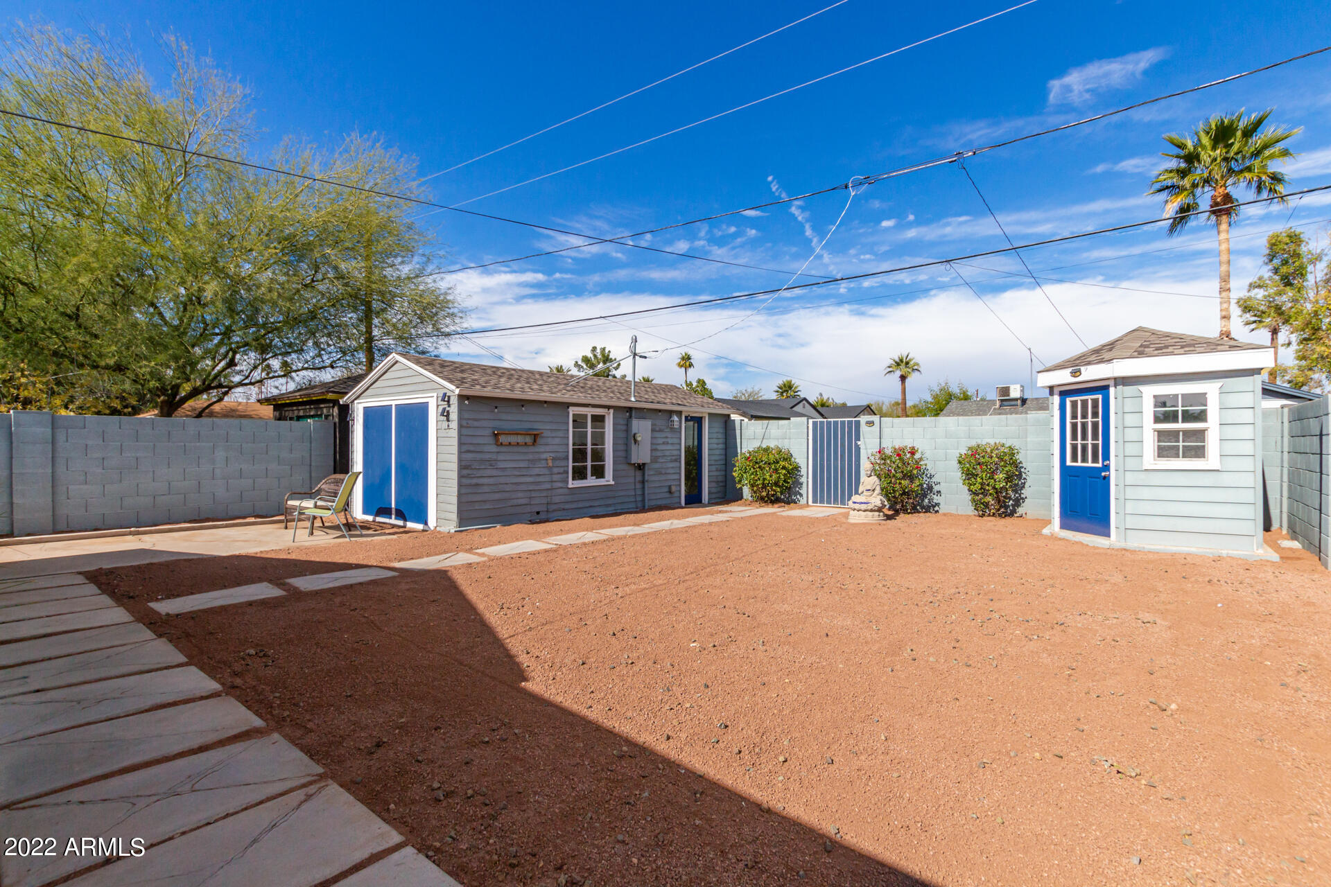 1330 East Granada Road Phoenix, AZ 85006 - Photo 21 of 24 a front view of a house with a yard