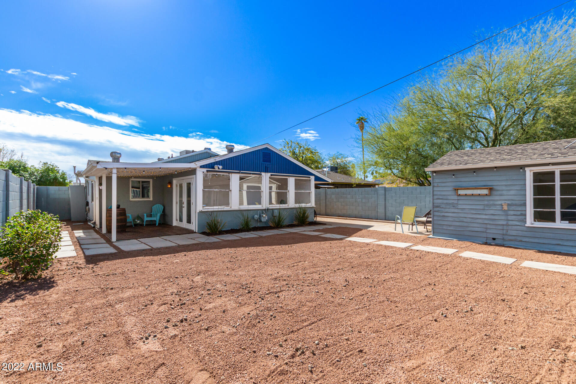 1330 East Granada Road Phoenix, AZ 85006 - Photo 23 of 24 a front view of a house with a yard