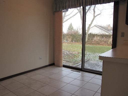 259 Stonegate Road Trout Valley, IL 60013 - Photo 5 of 18