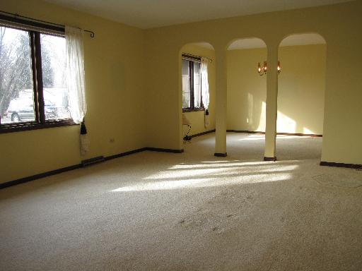 259 Stonegate Road Trout Valley, IL 60013 - Photo 6 of 18