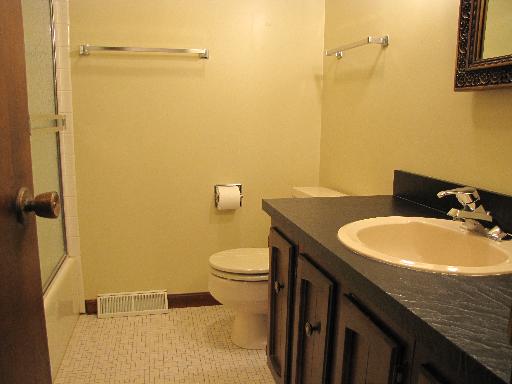259 Stonegate Road Trout Valley, IL 60013 - Photo 10 of 18