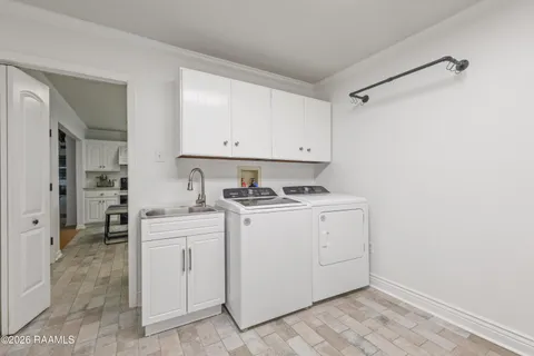 $239,900 | 1404 South Patout Street, New Iberia, LA 70560