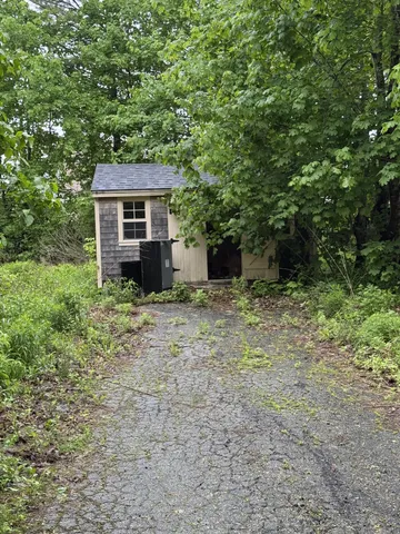 $30,000 | 10 Camden St Terrace, Rockland, ME 04841