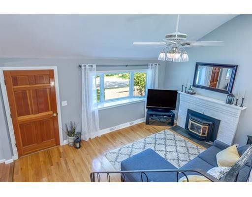 21 Rolling Ridge Road Franklin, MA 02038 - Photo 7 of 39 Gallery Image 7