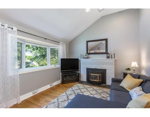 21 Rolling Ridge Road Franklin, MA 02038 - Photo 8 of 39 Gallery Image 8