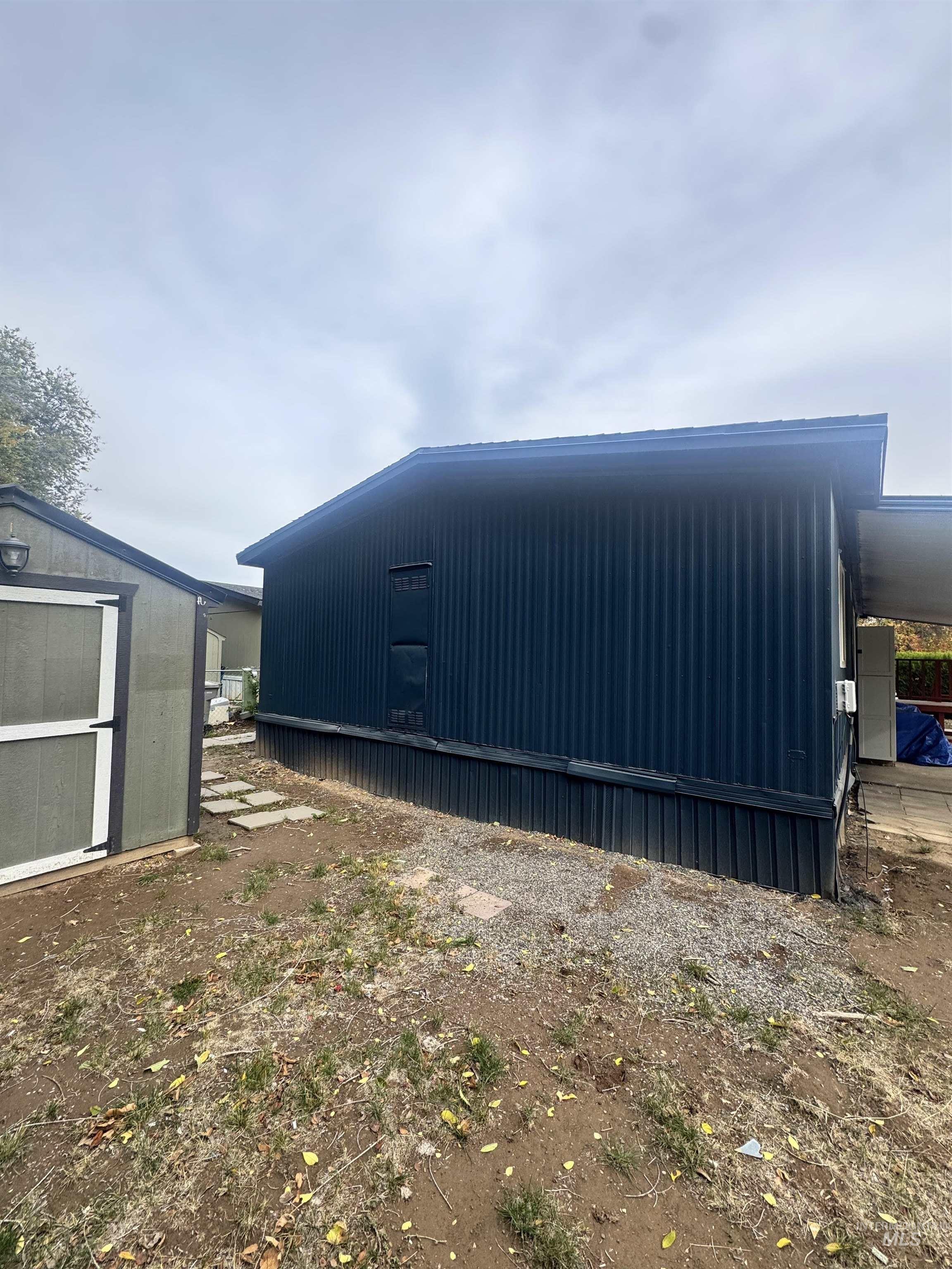 621 North Timathy Road Boise, ID 83713 - Photo 8 of 38