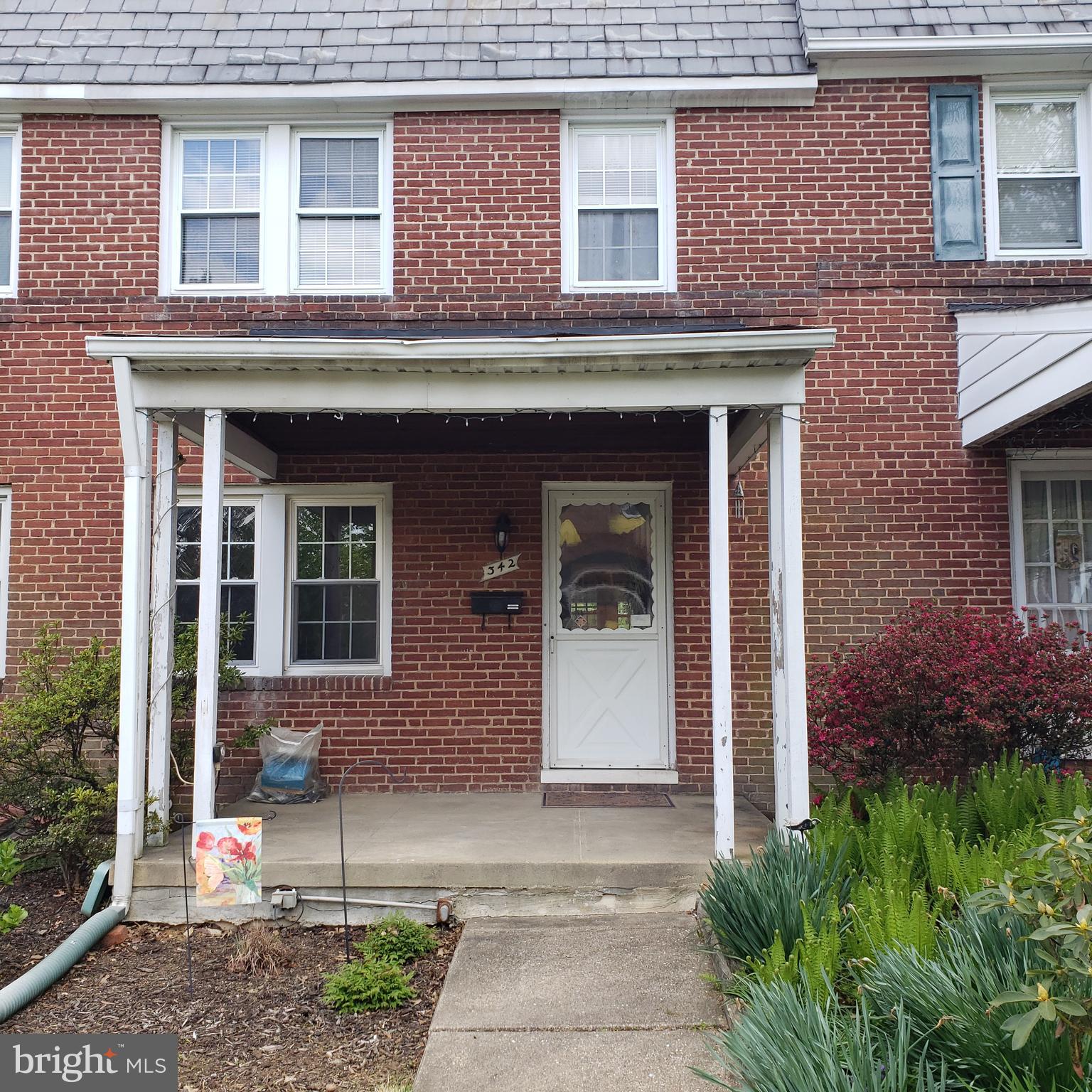 342 Westshire Road Baltimore, MD 21229 - Photo 1 of 23