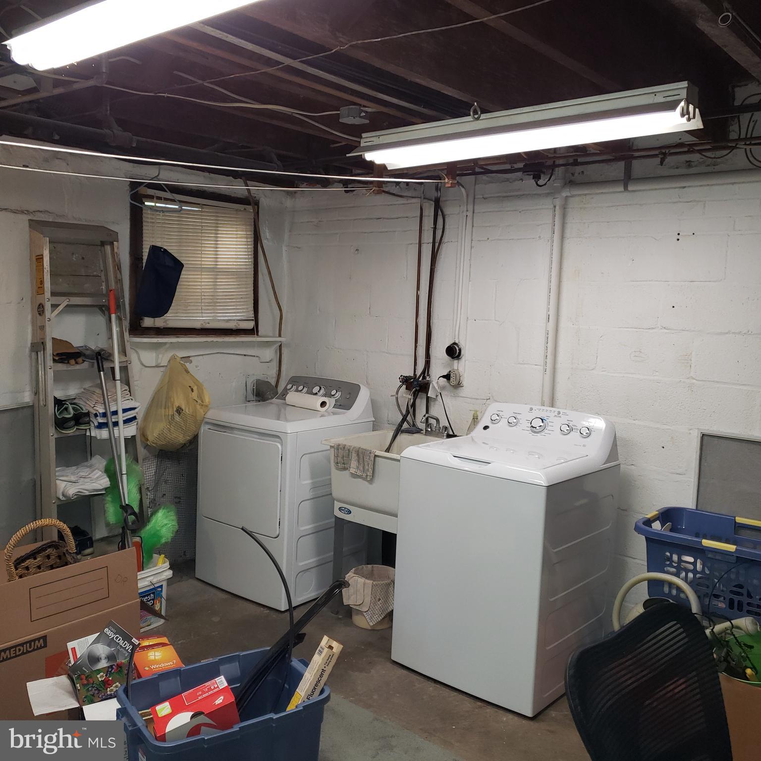 342 Westshire Road Baltimore, MD 21229 - Photo 20 of 23
