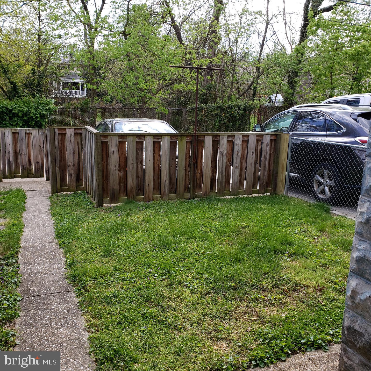 342 Westshire Road Baltimore, MD 21229 - Photo 22 of 23 Private Parking Pad