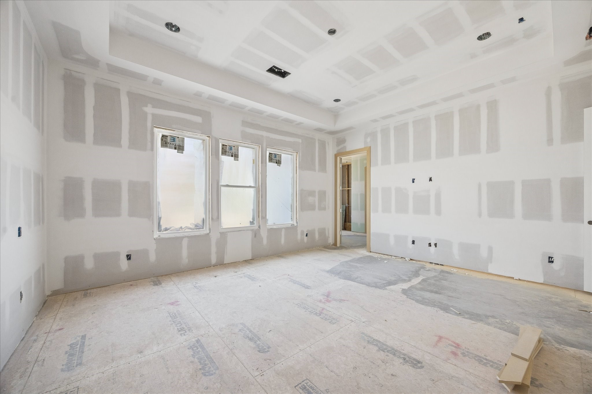 1714 Hewitt Drive Houston, TX 77018 - Photo 10 of 37 a view of an empty room