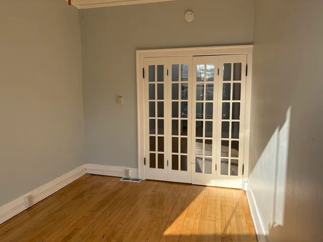 $1,350 | 340 River Street, Unit 1/2, Manistee, MI 49660