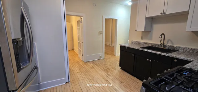 $1,350 | 340 River Street, Unit 1/2, Manistee, MI 49660