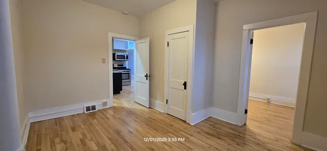 $1,350 | 340 River Street, Unit 1/2, Manistee, MI 49660