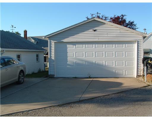 545 Walnut Street Vandergrift, PA 15690 - Photo 16 of 16 Parking Lot/Garage.
