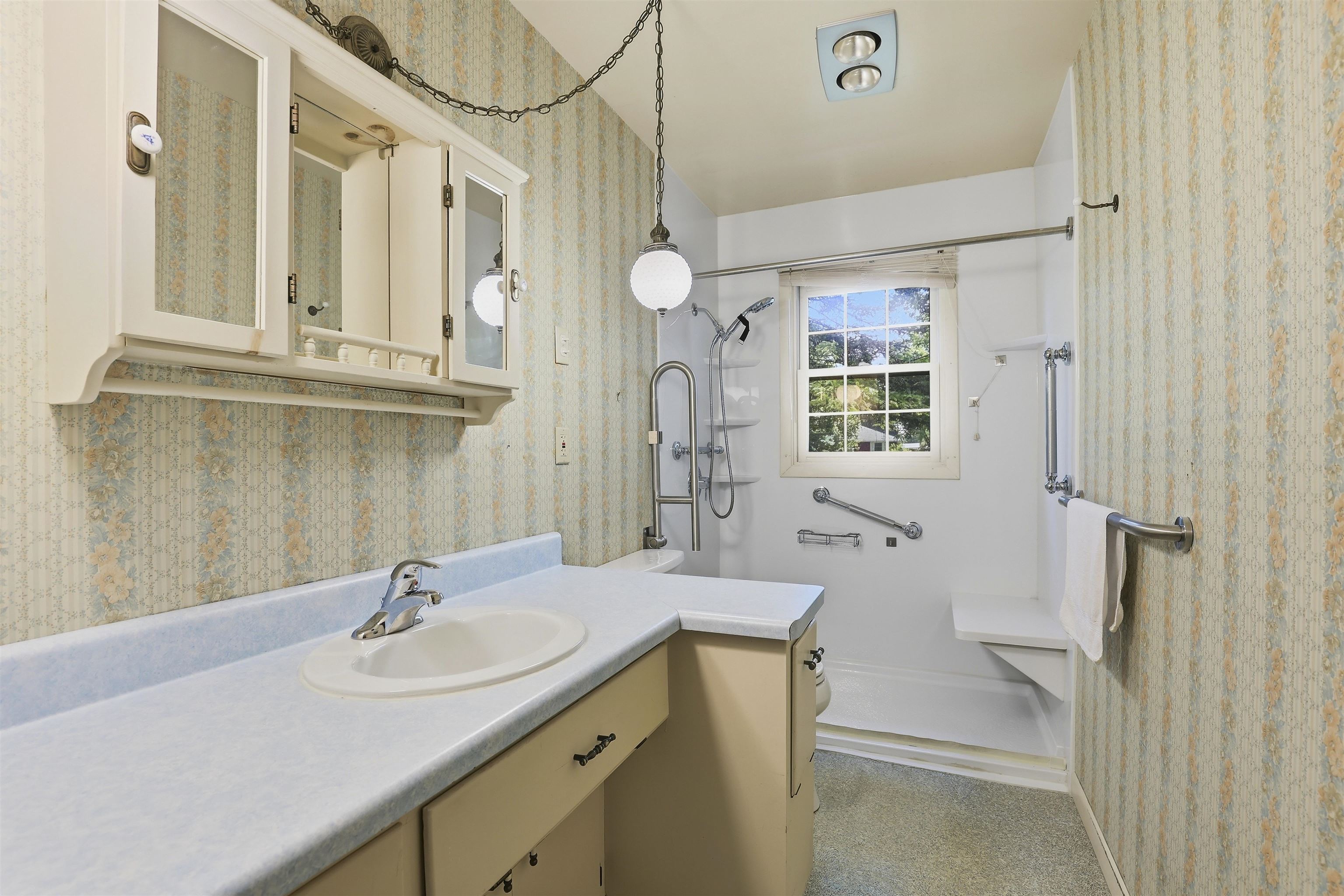 5400 Long Court Appleton, WI 54914 - Photo 18 of 38