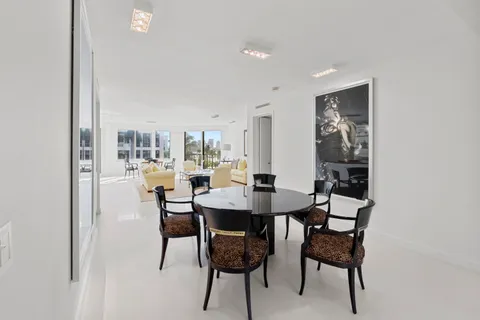 $6,495,000 | 200 Bradley Place, Unit 302, Palm Beach, FL 33480