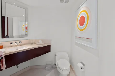 $6,495,000 | 200 Bradley Place, Unit 302, Palm Beach, FL 33480