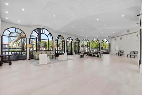 $6,495,000 | 200 Bradley Place, Unit 302, Palm Beach, FL 33480