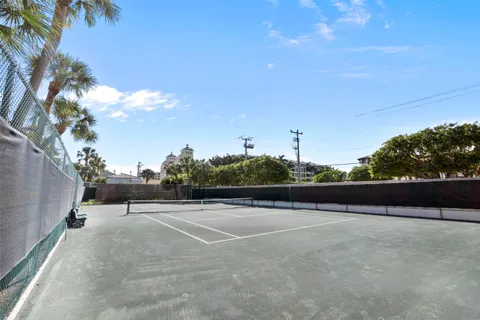 $6,495,000 | 200 Bradley Place, Unit 302, Palm Beach, FL 33480