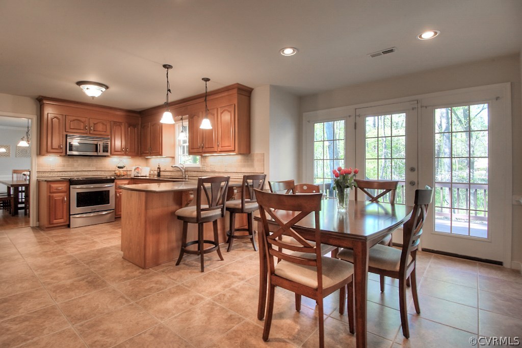 14108 Huntgate Woods Road Midlothian, VA 23112 - Photo 11 of 48 Gallery Image 11