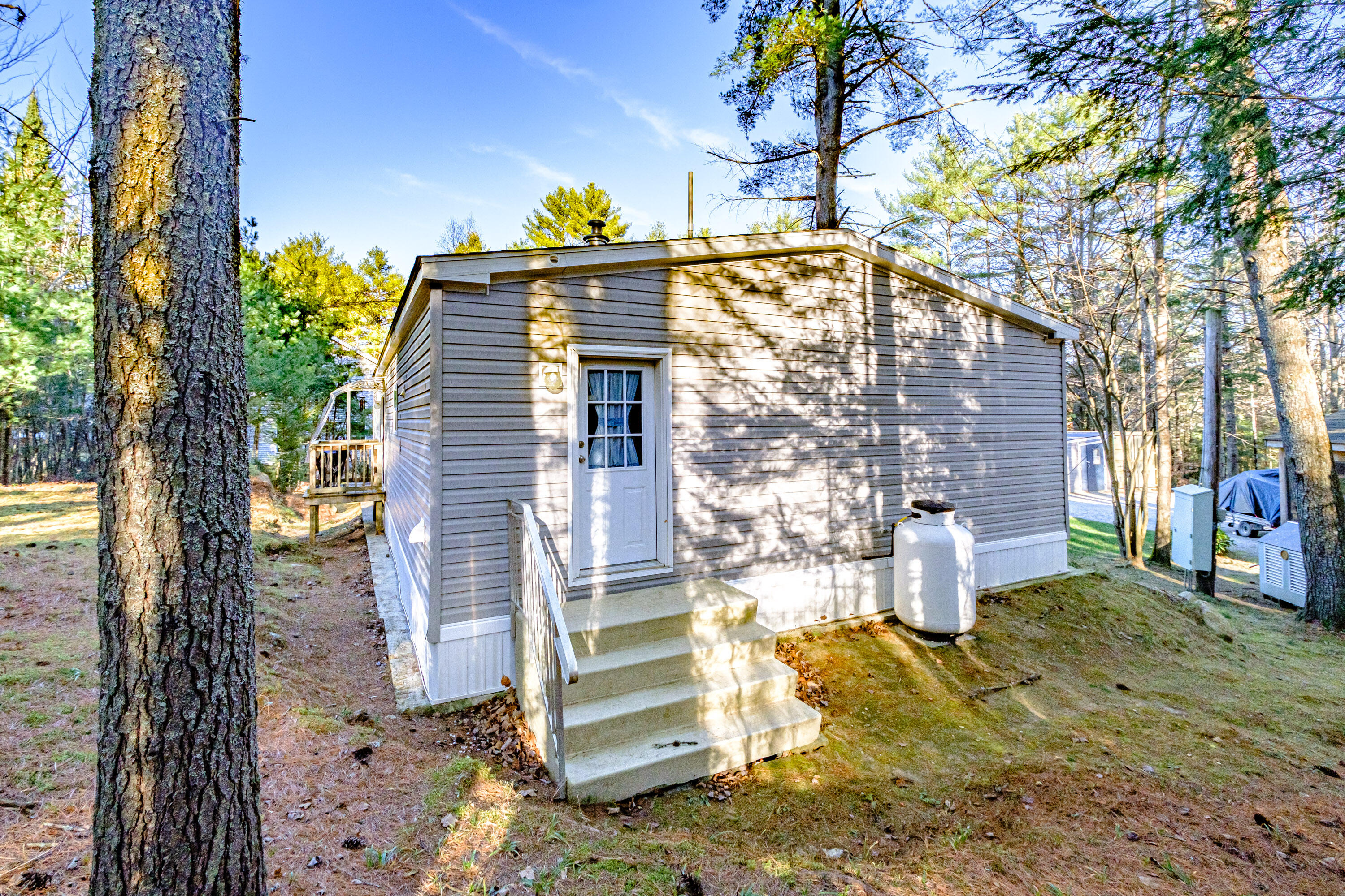 29 Rich Road Harrison, ME 04040 - Photo 49 of 57 Side entrance