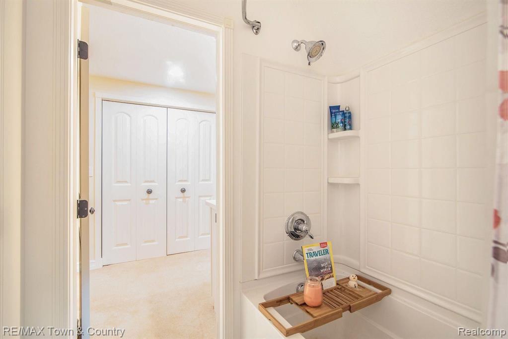 415 West Main Street Flushing, MI 48433 - Photo 29 of 37