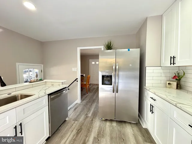 $339,900 | 10 Holden Drive, New Castle, DE 19720