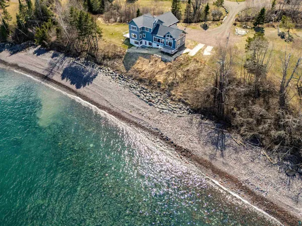 $1,950,000 | 6164 Kennedys Landing, Silver Bay, MN 55614