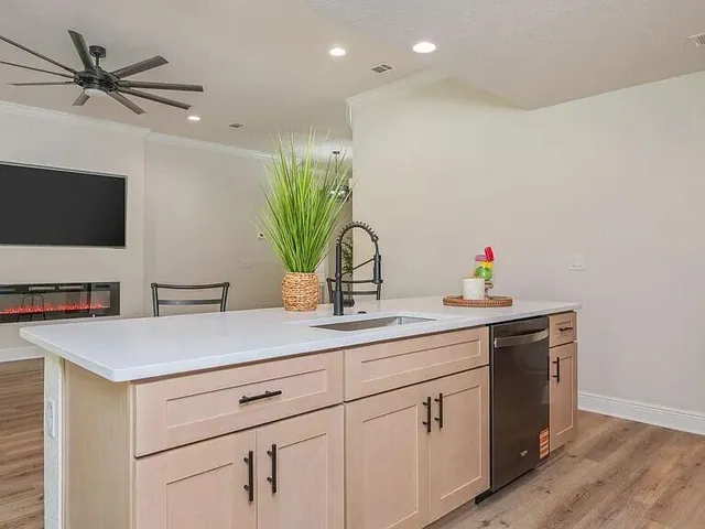 $299,999 | 693 Bowers Avenue East, Crestview, FL 32539