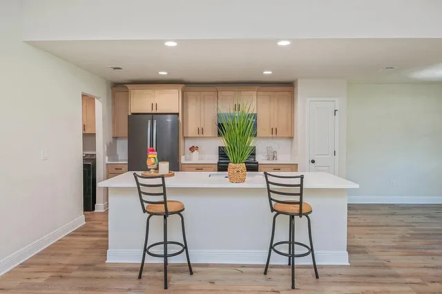 $299,999 | 693 Bowers Avenue East, Crestview, FL 32539