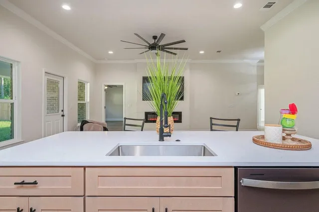 $299,999 | 693 Bowers Avenue East, Crestview, FL 32539