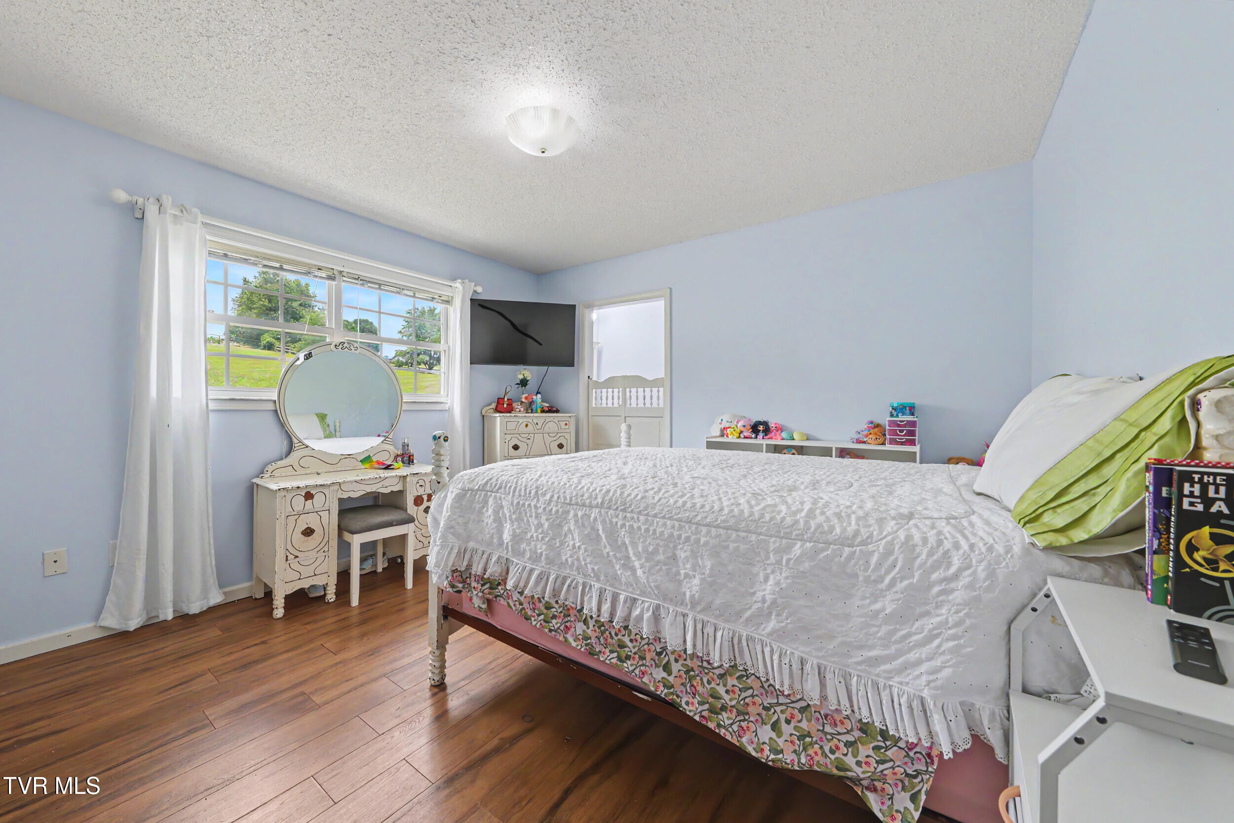 1435 Holly Creek Road Greeneville, TN 37745 - Photo 45 of 71 37_img_0145
