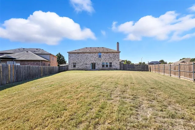 $365,000 | 701 South Heights Drive, Crowley, TX 76036