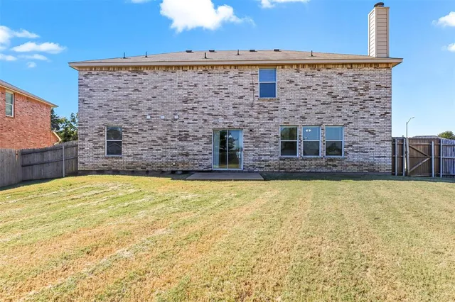 $365,000 | 701 South Heights Drive, Crowley, TX 76036