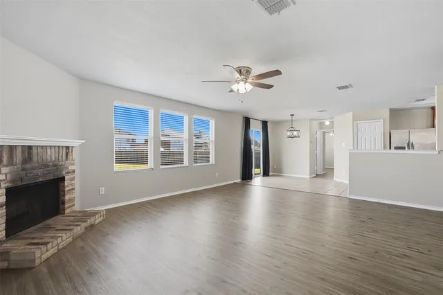 $365,000 | 701 South Heights Drive, Crowley, TX 76036