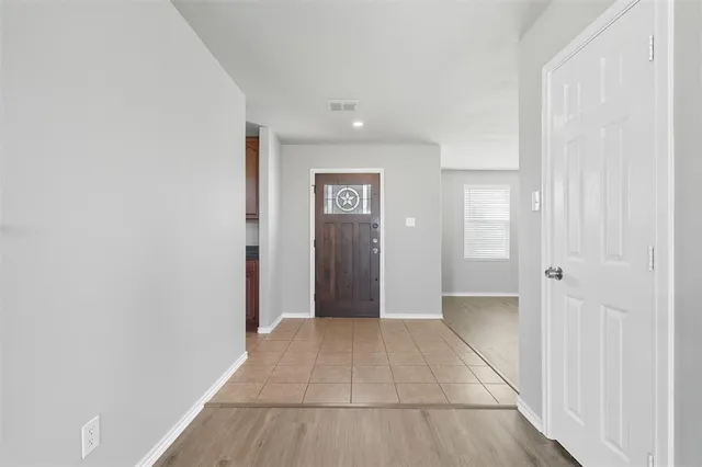 $365,000 | 701 South Heights Drive, Crowley, TX 76036