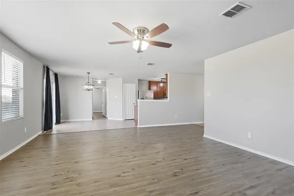 $350,000 | 701 South Heights Drive, Crowley, TX 76036