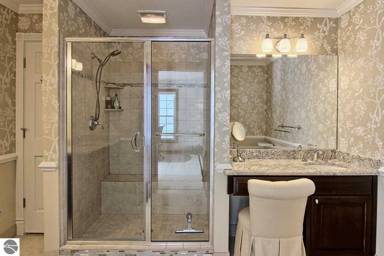 11333 Bluff Road Traverse City, MI 49686 - Photo 18 of 52 1804011-17.JPG