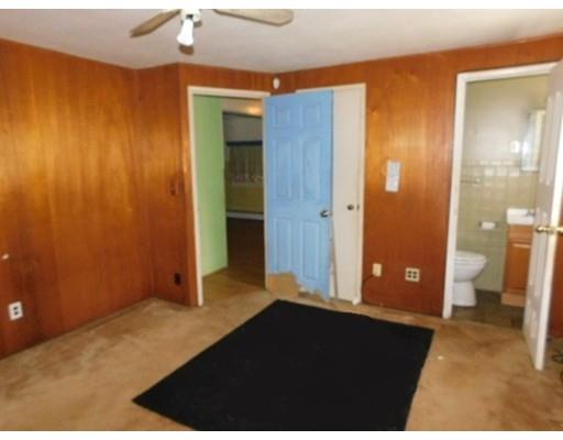 492 Gifford Street Springfield, MA 01118 - Photo 6 of 11 Gallery Image 6