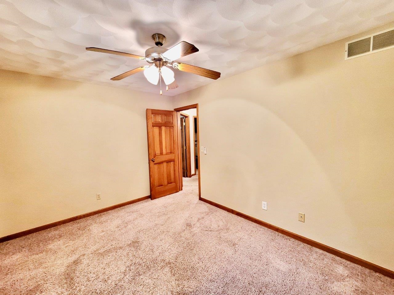 4497 Waltham Road Roscoe, IL 61073 - Photo 27 of 36 Gallery Image 27