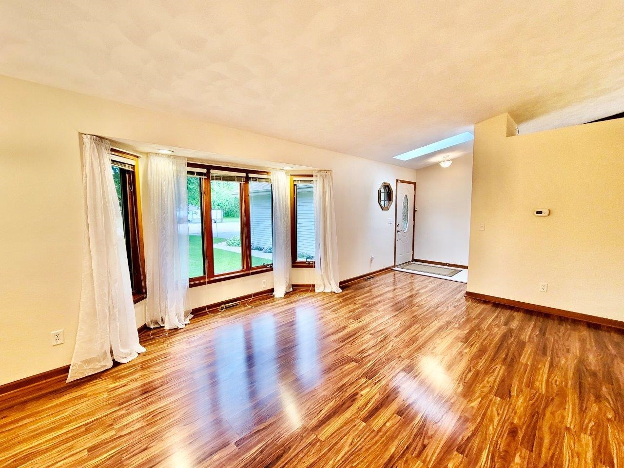 4497 Waltham Road Roscoe, IL 61073 - Photo 7 of 36 Gallery Image 7