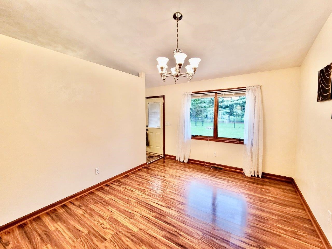 4497 Waltham Road Roscoe, IL 61073 - Photo 8 of 36 Gallery Image 8