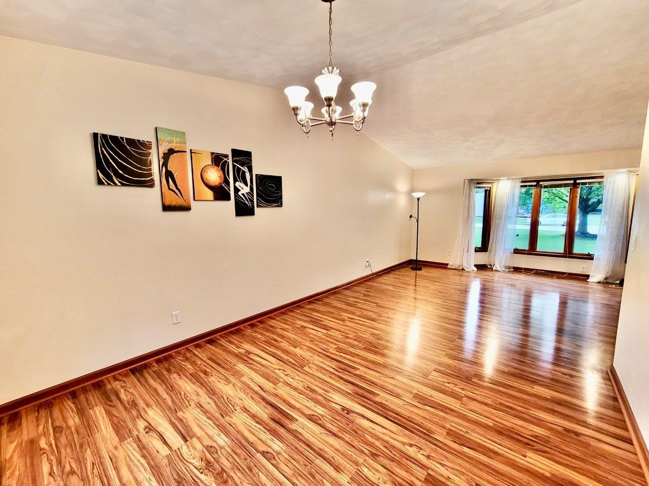 4497 Waltham Road Roscoe, IL 61073 - Photo 9 of 36 Gallery Image 9