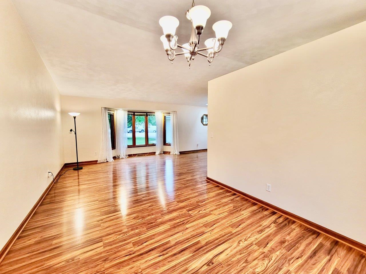 4497 Waltham Road Roscoe, IL 61073 - Photo 10 of 36 Gallery Image 10