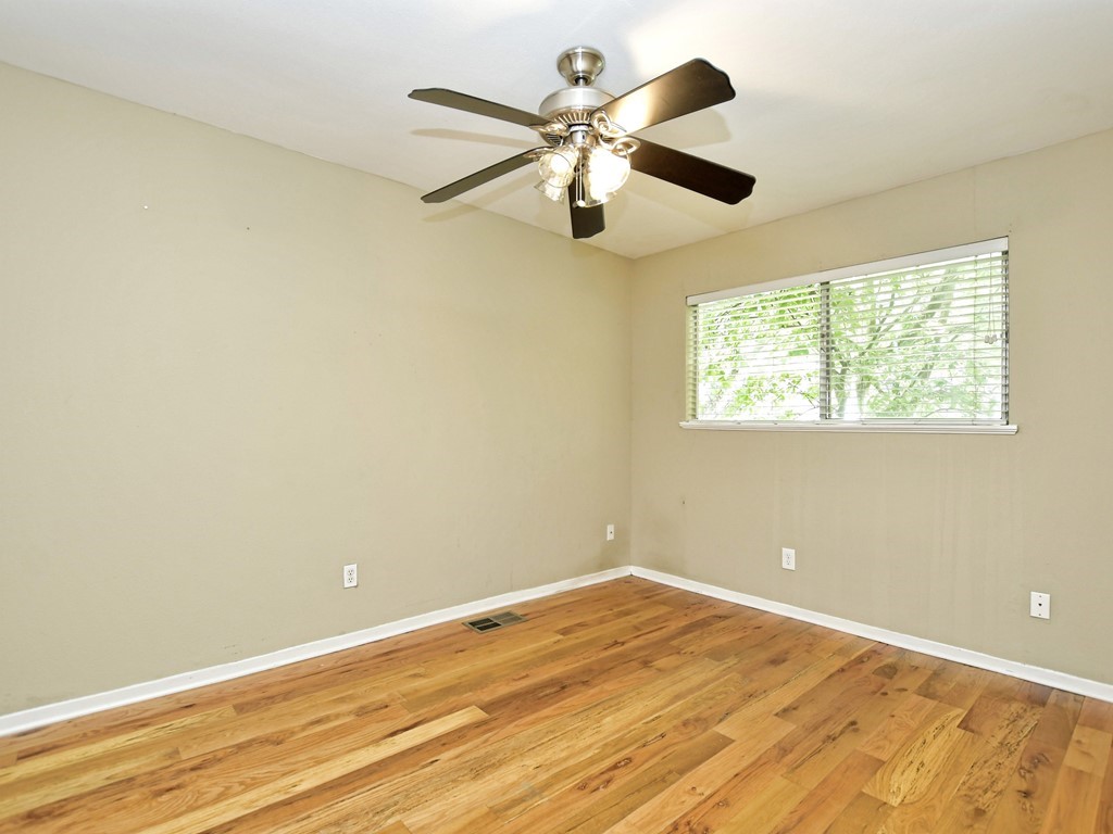 604 Franklin Boulevard, Unit B Austin, TX 78751 - Photo 12 of 17